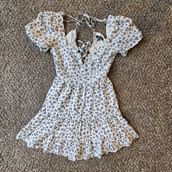 Trixxi Dresses & Skirts - Trixxi White Mini Dress with Navy Blue Floral Print